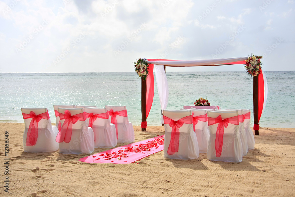 海滩婚礼。