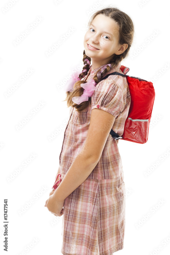 背着背包的少女上学
