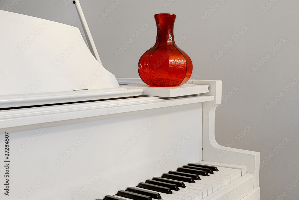 Home Piano Detail