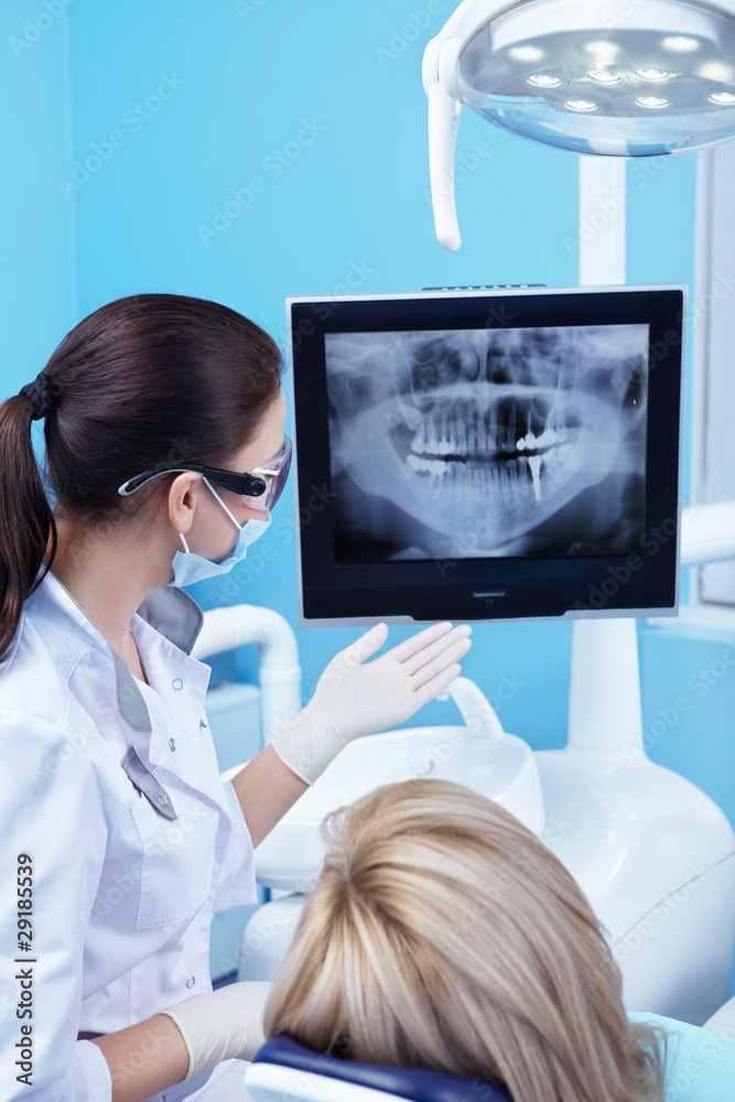 患者的牙科X光检查