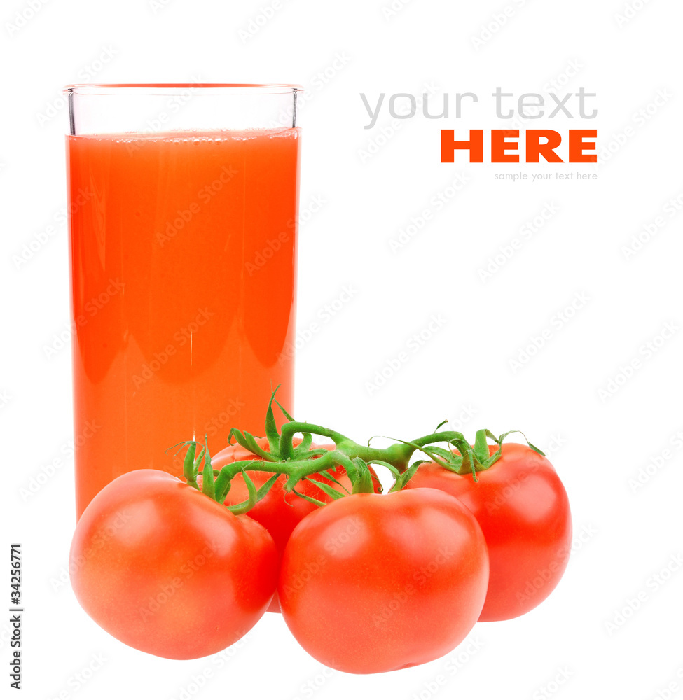 番茄汁和番茄在白底上分离