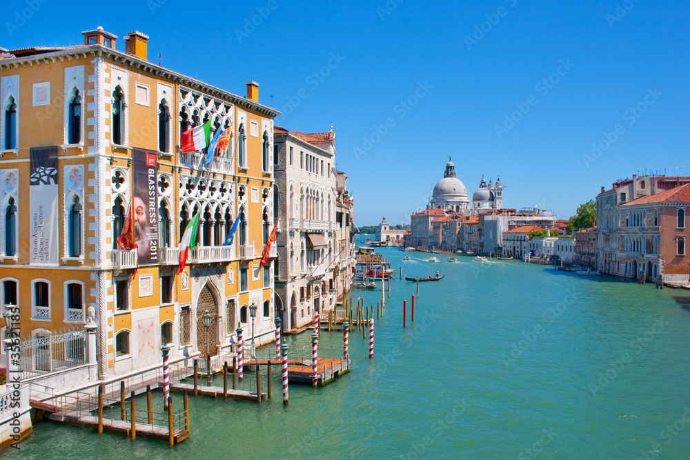 意大利威尼斯著名的大运河。