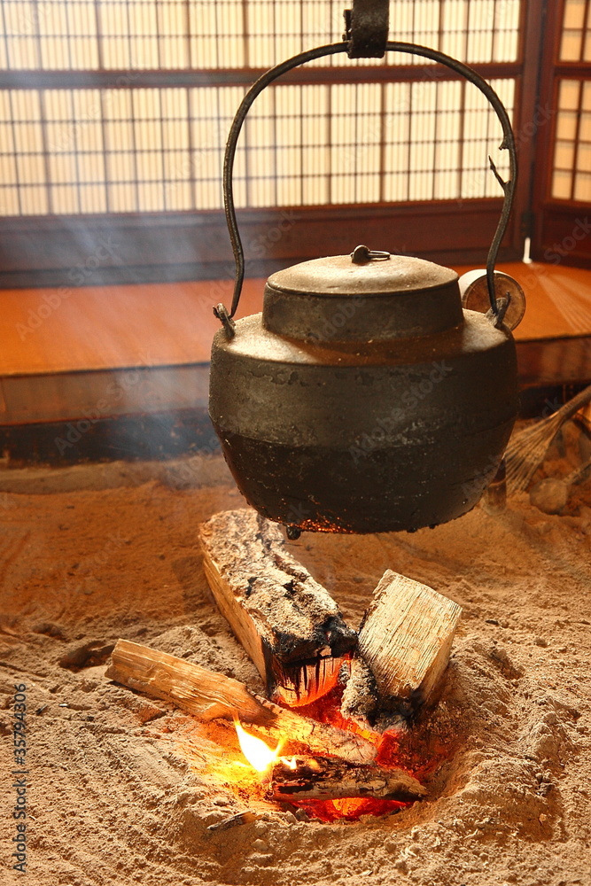 日式客厅带火的暖日本茶壶