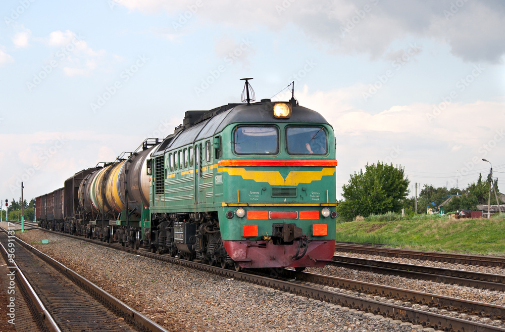 俄罗斯货运柴油列车