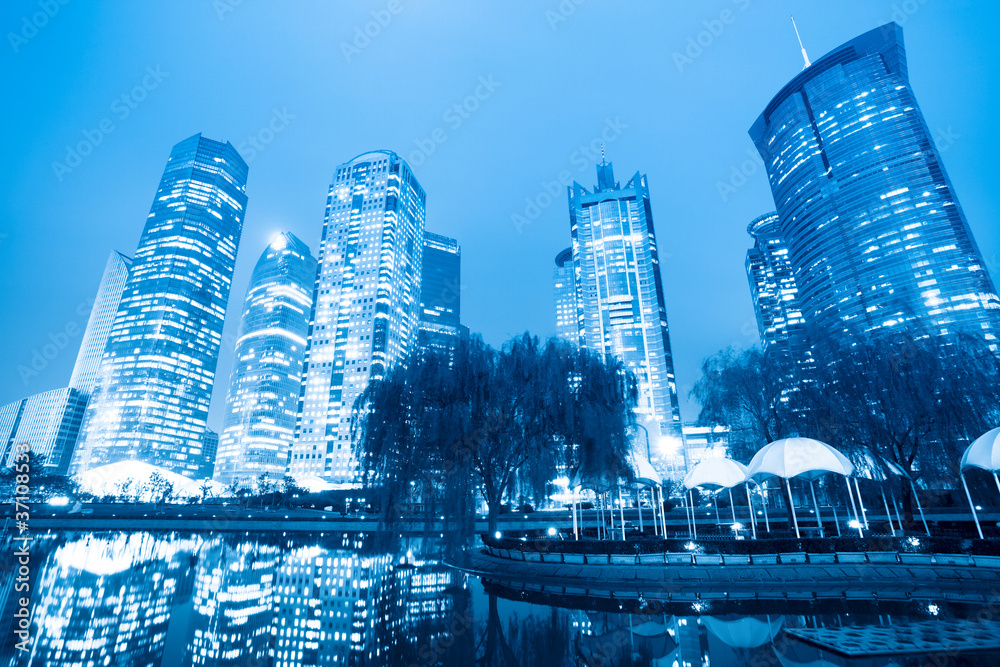 上海中心绿地夜景