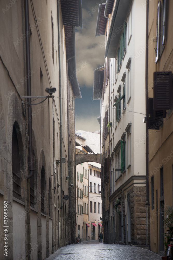 佛罗伦萨狭窄的街道