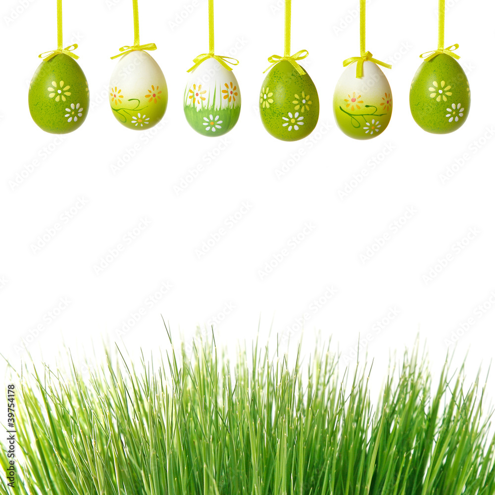 绿草和复活节彩蛋