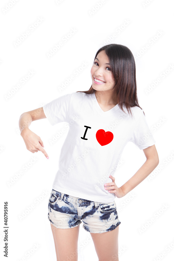 Girl Happy show白色T恤，带文字（我喜欢）