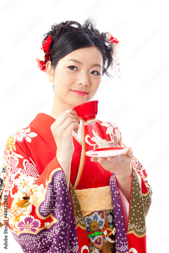 japanese kimono woman drinking tea