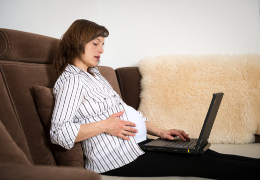 Pregnancy - work at home