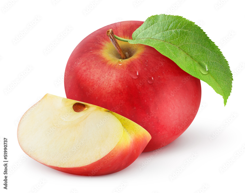 孤立的苹果。整个红苹果果实和白色背景上的一个楔形物