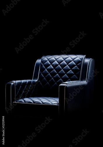 黑底皮扶手椅