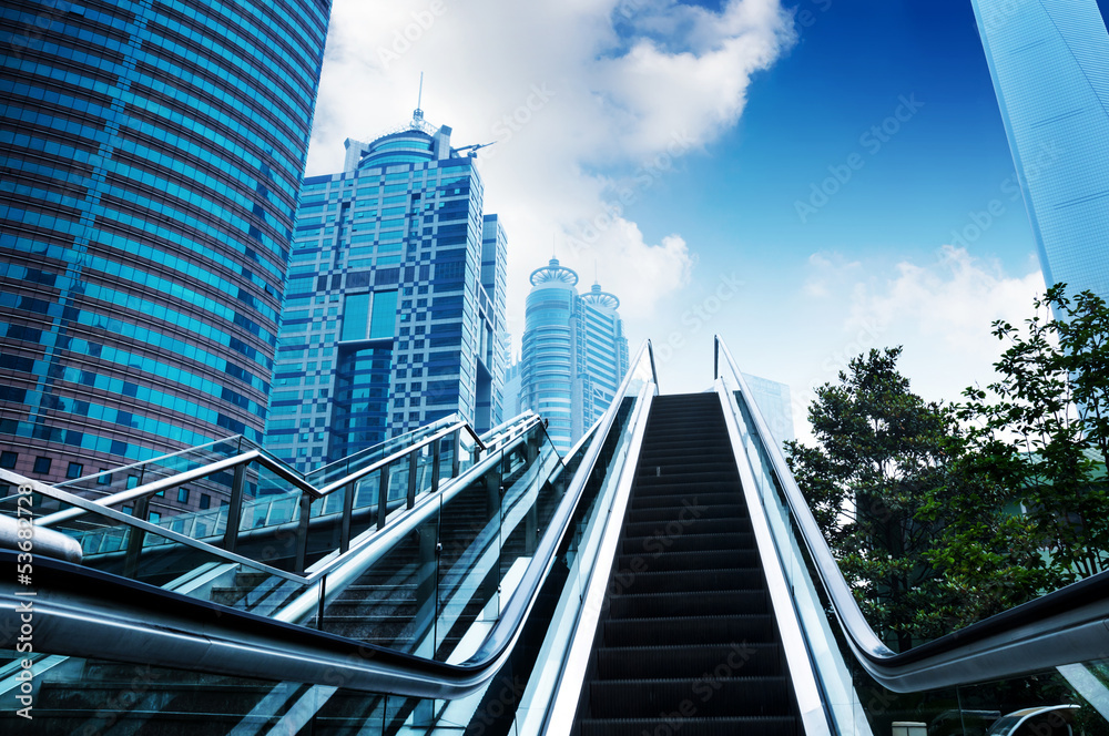 上海街道的自动扶梯