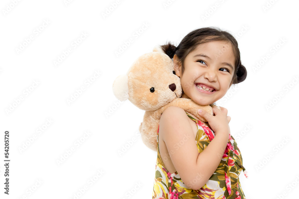 可爱的小女孩玩娃娃
