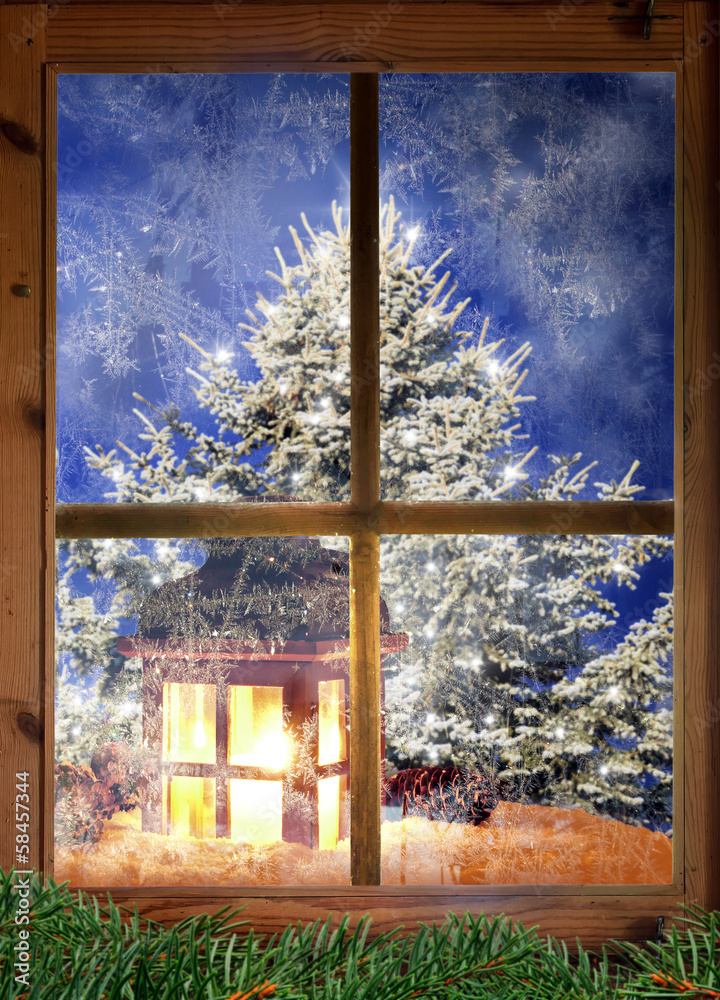 weihnachtliche Stimmung am Fenster