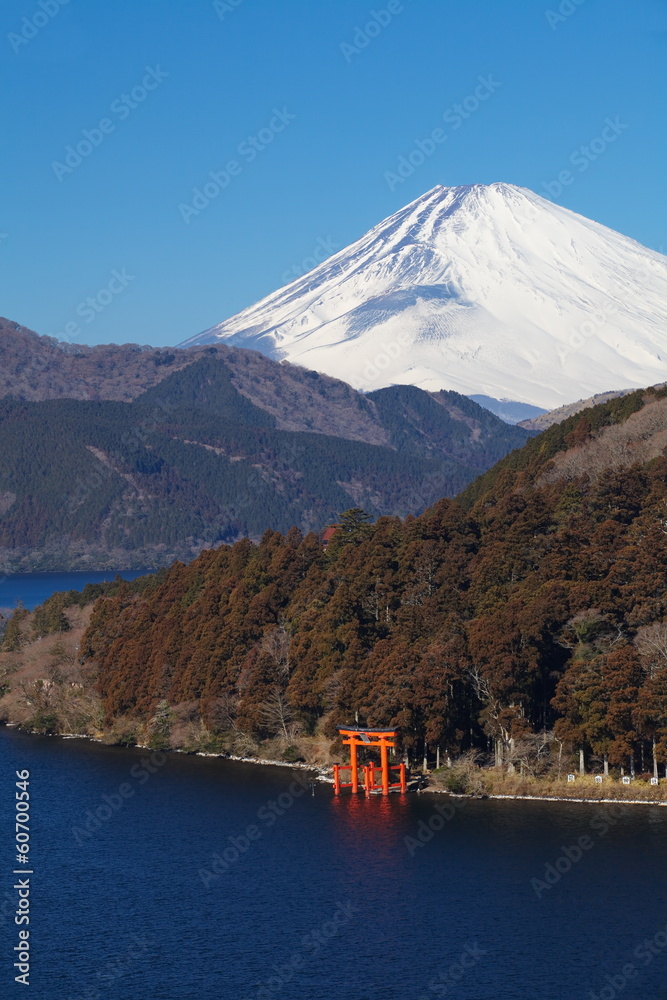 富士山和阿赤湖