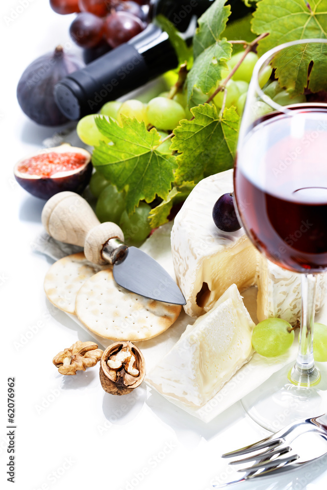 葡萄酒、葡萄和奶酪