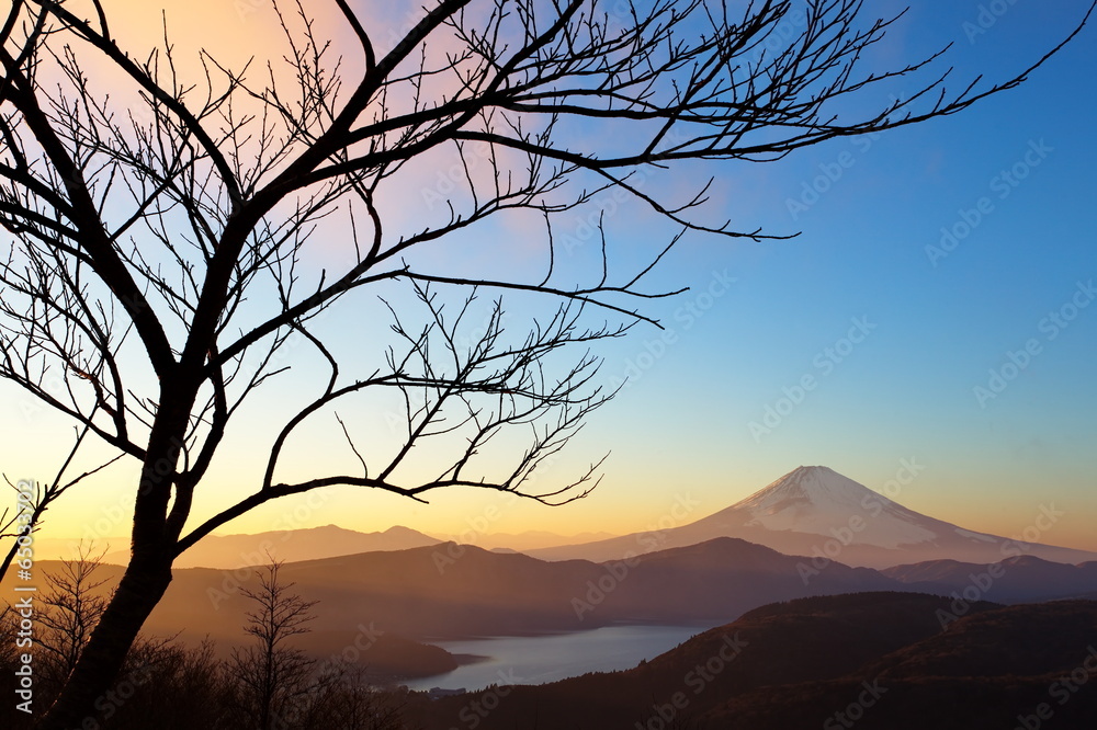 冬季阿势湖箱根富士山