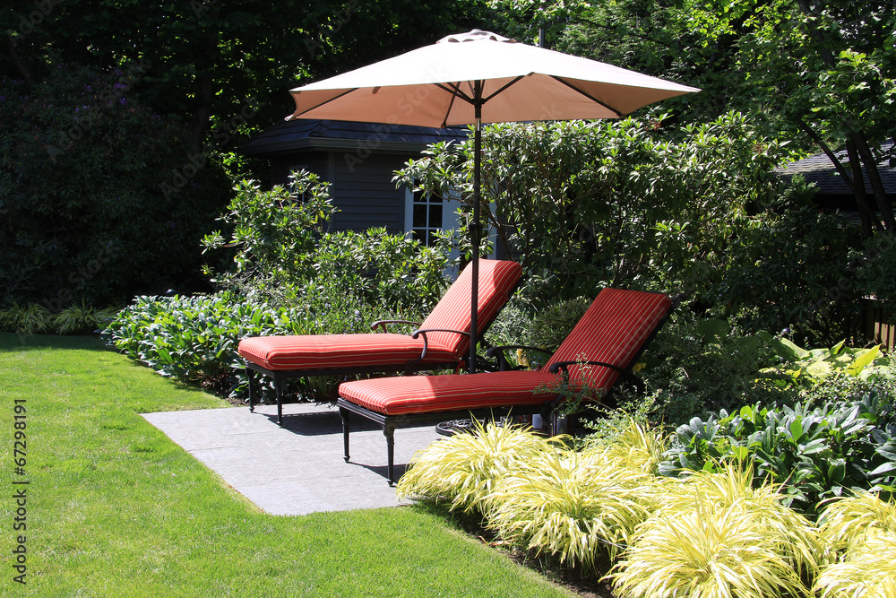 Garden lounge chairs