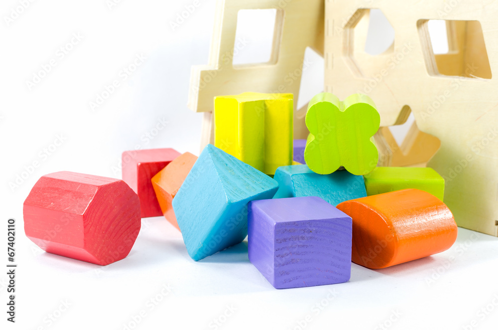 彩色木制玩具积木