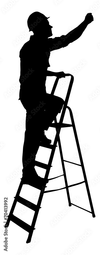 建筑工人爬梯子的剪影