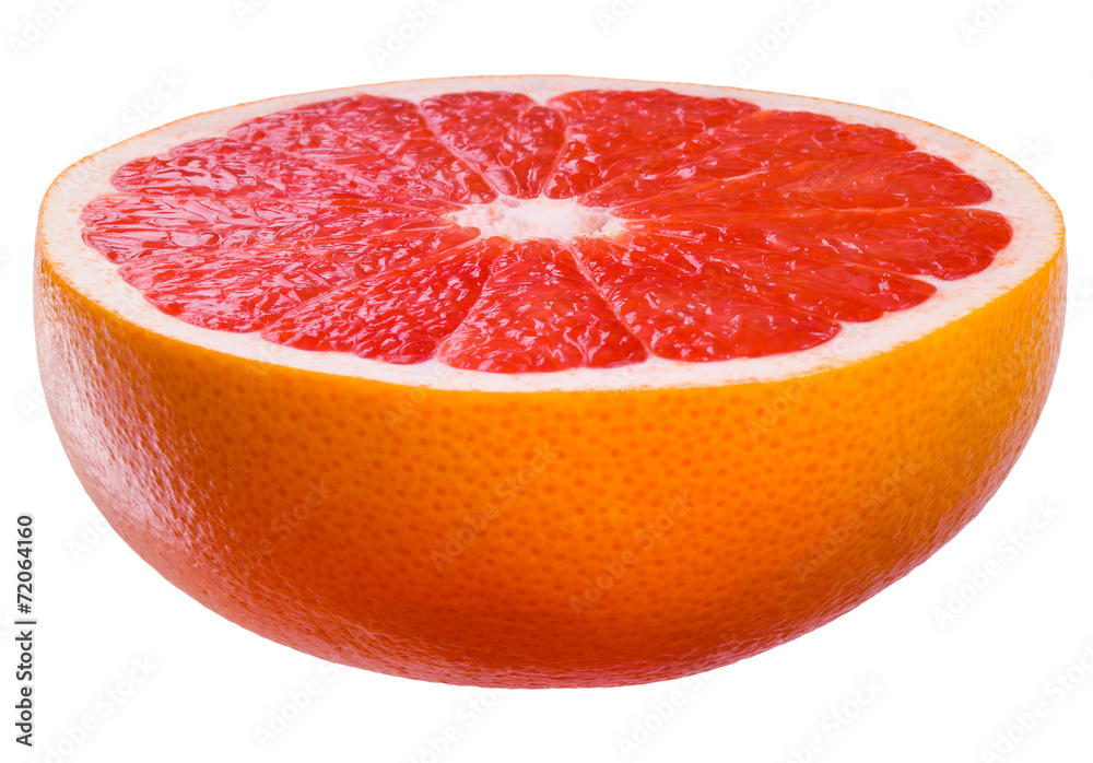 葡萄柚。在白色背景上分离的一半水果