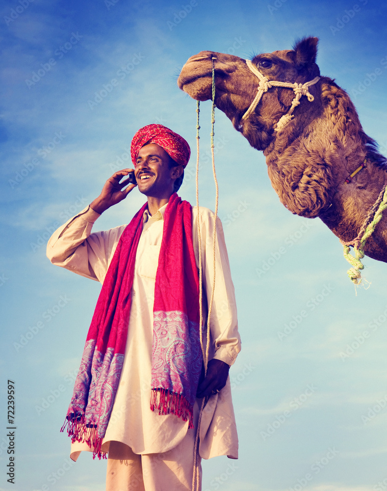 电话里的印度男人骆驼通讯