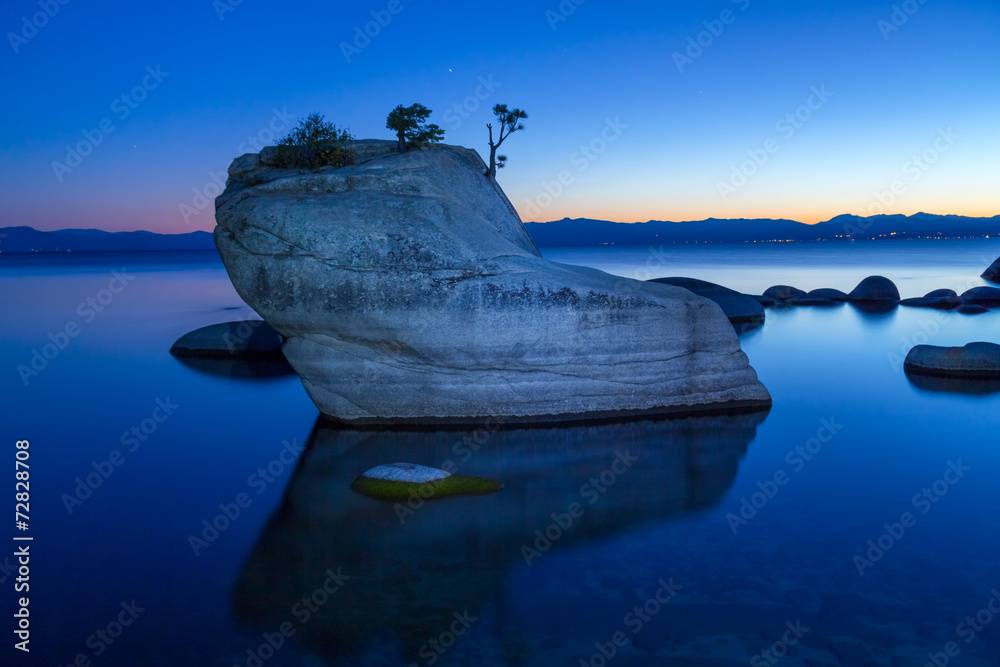 太浩湖盆景岩