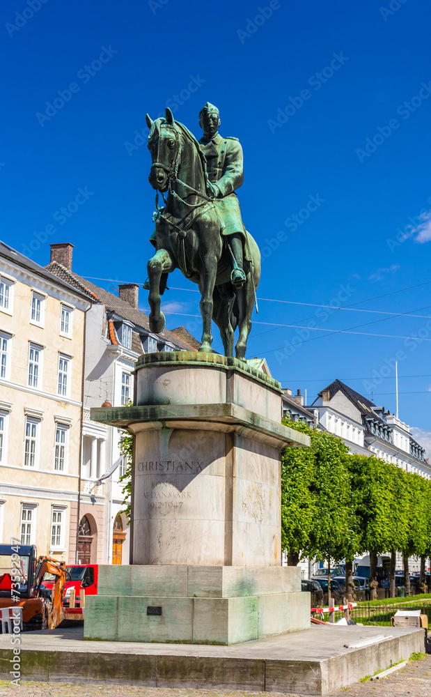 哥本哈根国王克里斯蒂安十世的马术雕像