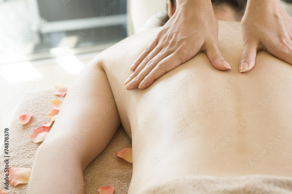 Back of aroma massage