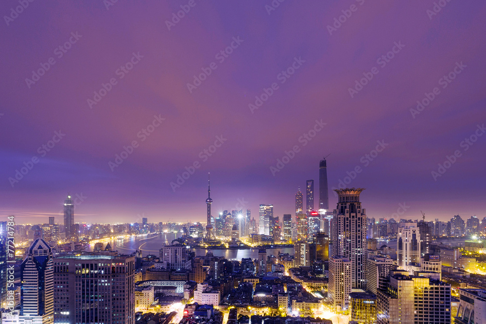 天际线，深圳夜晚的现代城市景观