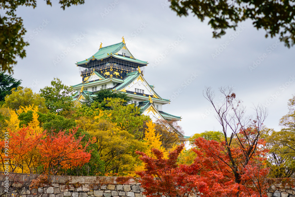 秋天的大阪城堡