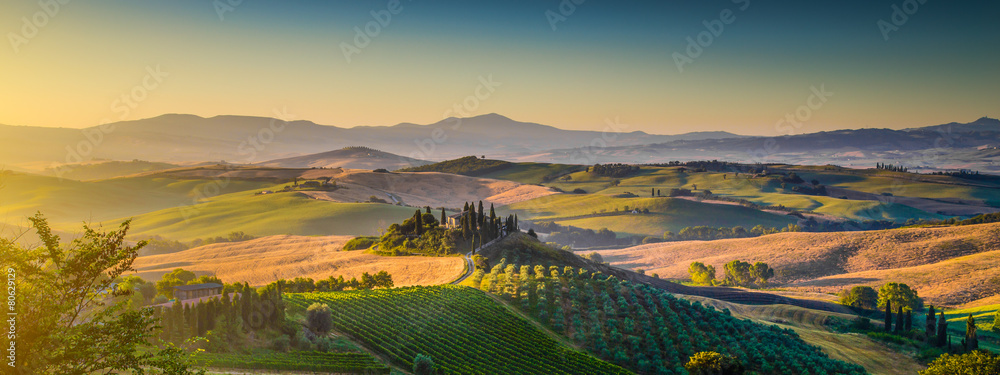 Tuscany landscape panorama at sunrise, Val dOrcia, Italy