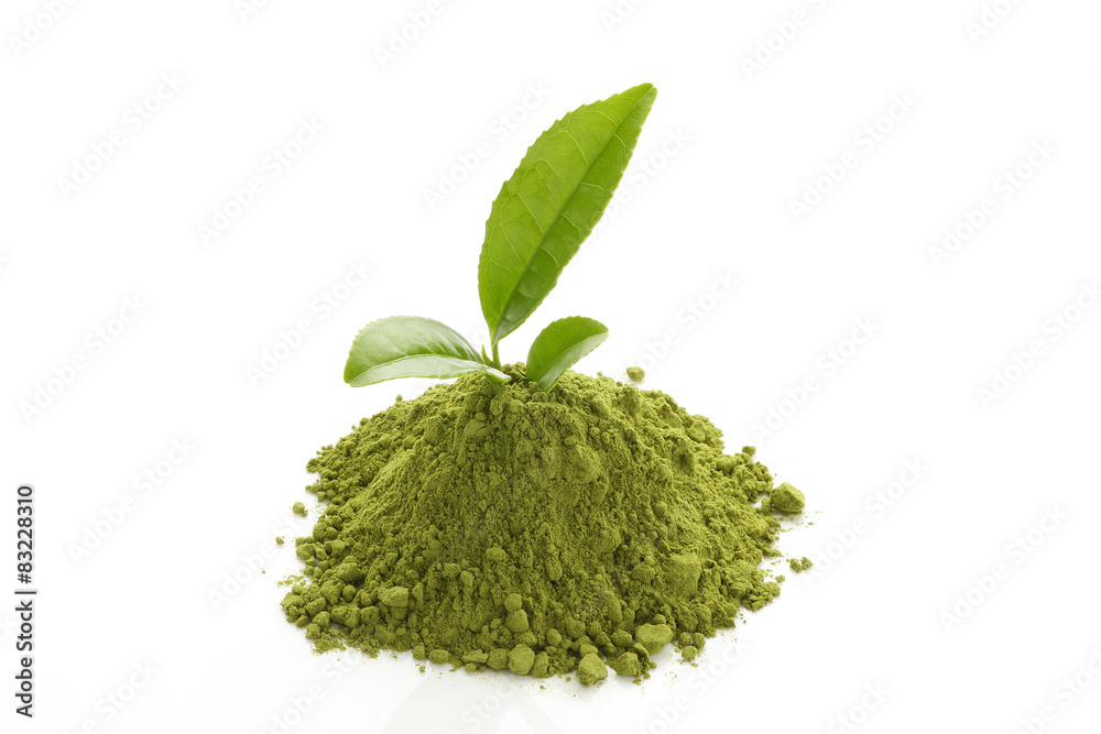 抹茶/绿茶粉和新鲜绿茶叶