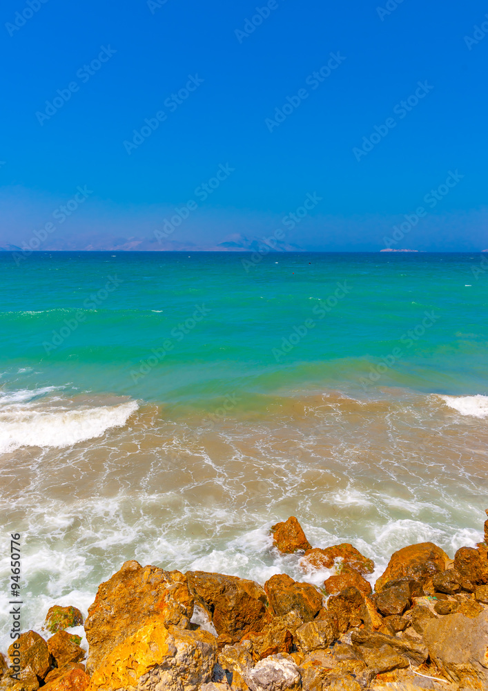 希腊科斯岛卡尔达米纳村附近美丽的热带塔姆海滩