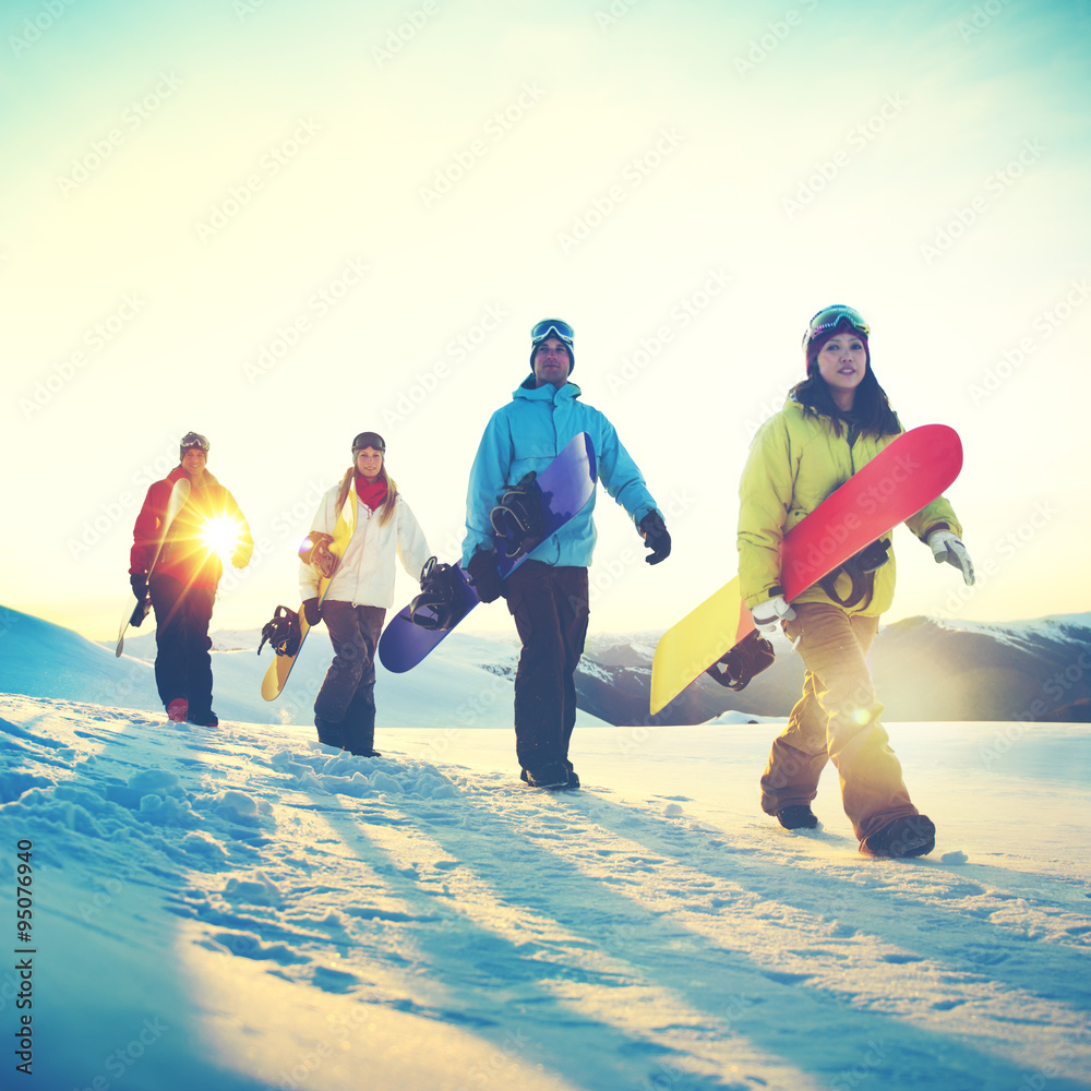 人民滑雪板冬季运动友谊理念