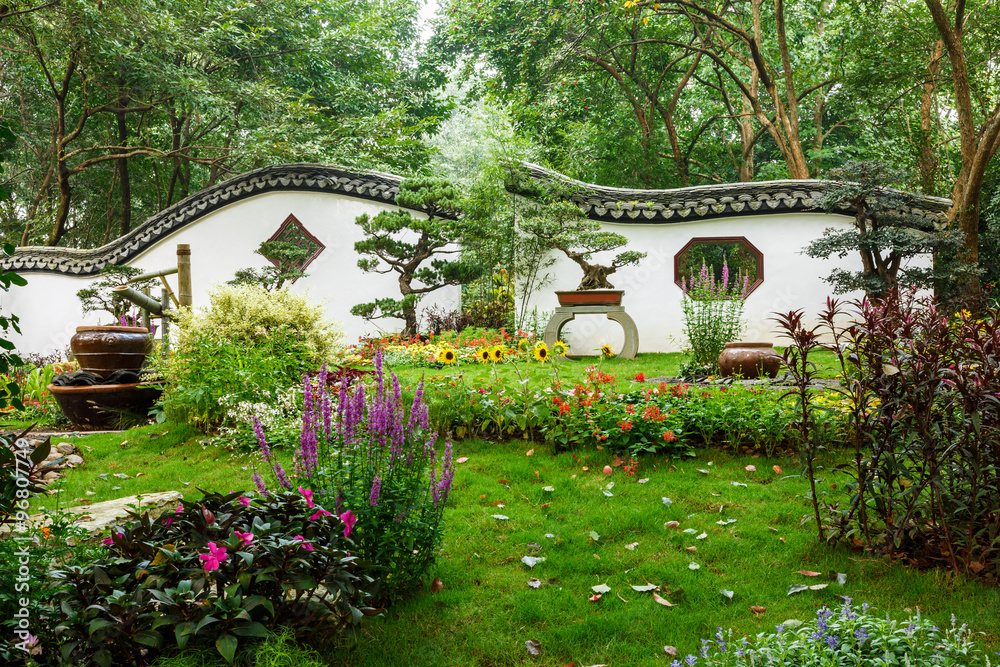 中国传统园林与绿色盆景之美