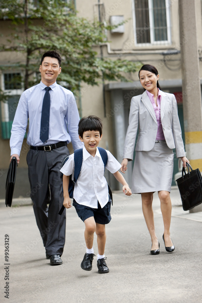 中国家庭准备好上学和工作