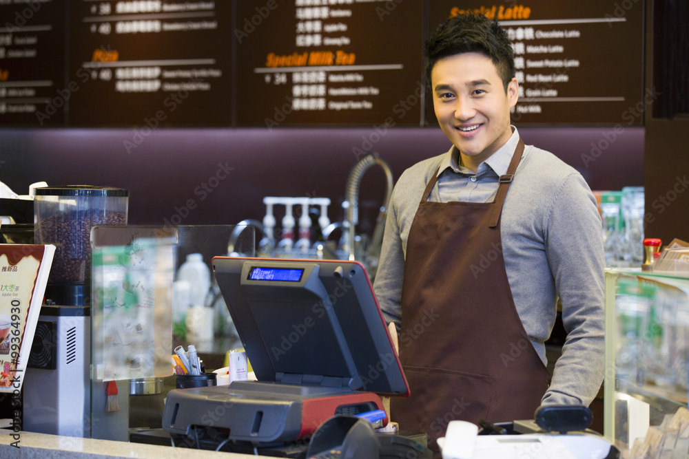 咖啡店男店员画像