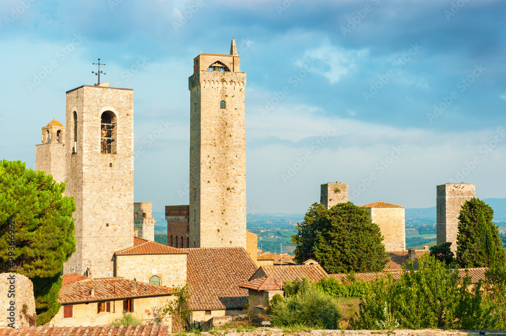 意大利圣吉米尼亚诺的中世纪塔楼。