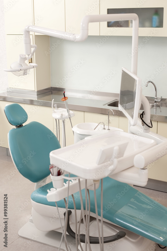 牙科诊所的治疗椅