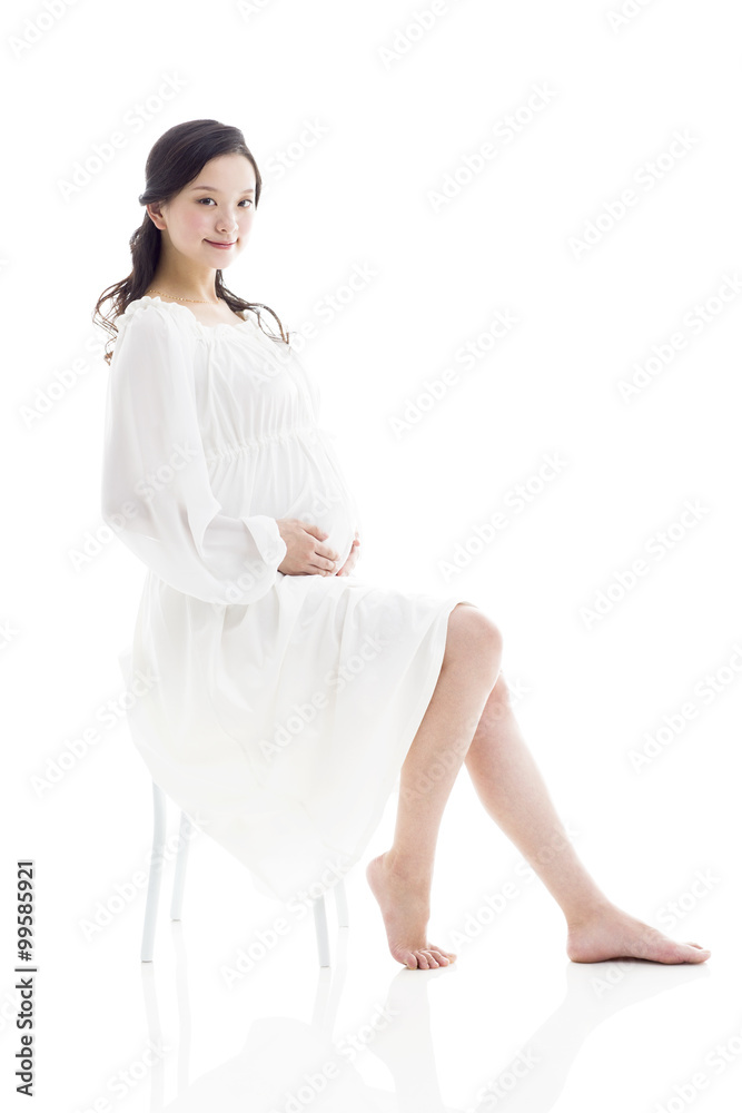 孕妇坐在椅子上