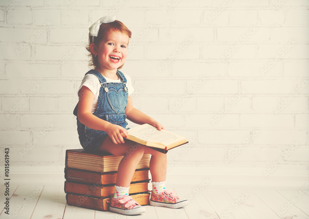 child little girl with books
