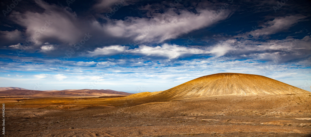 西班牙加那利群岛富特文图拉火山景观全景