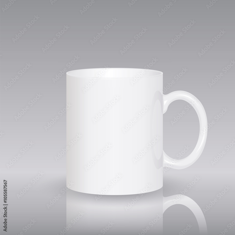 隔离在灰色背景上的模板陶瓷干净的白色马克杯。空杯子可以放咖啡或茶。照片