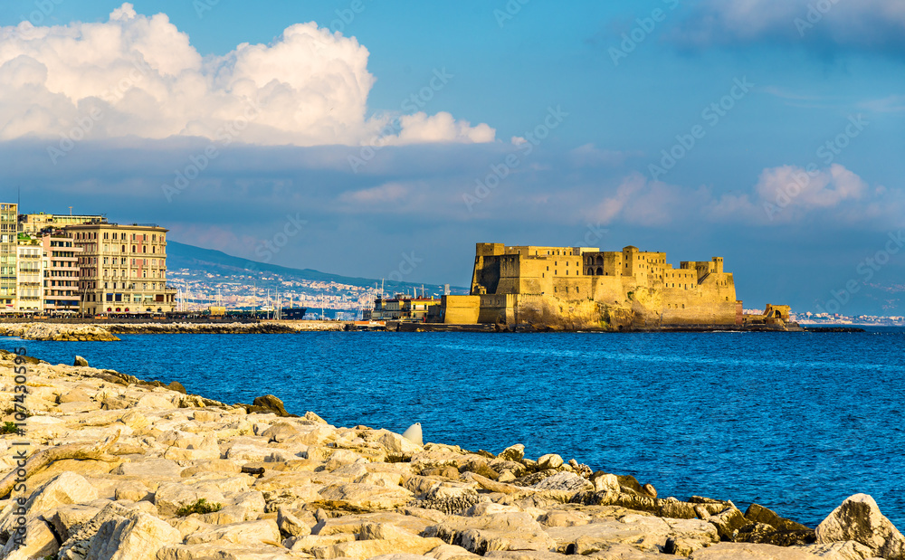 Castel dellOvo，那不勒斯湾的中世纪堡垒