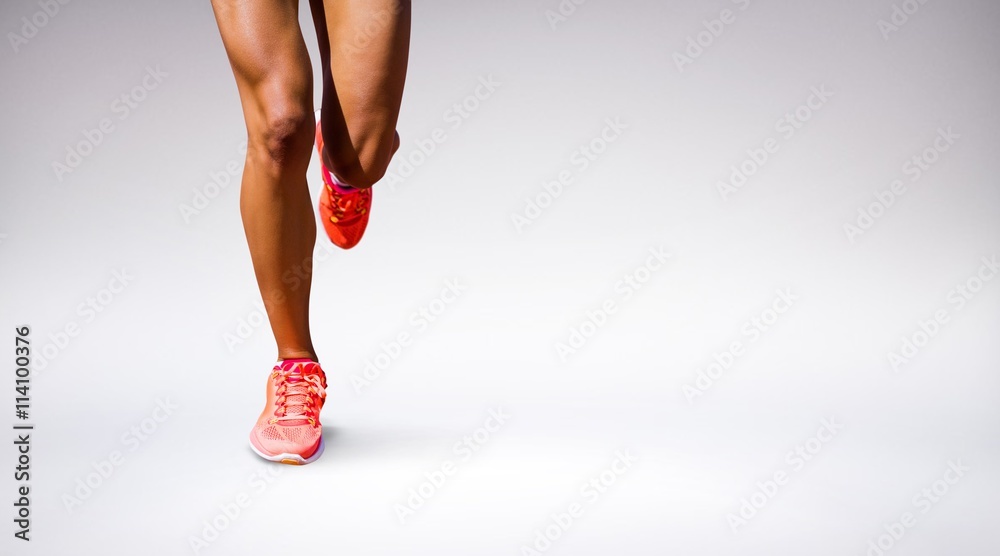 女运动员腿部特写的合成图像