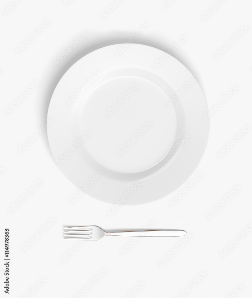 白色桌子上的空盘子
