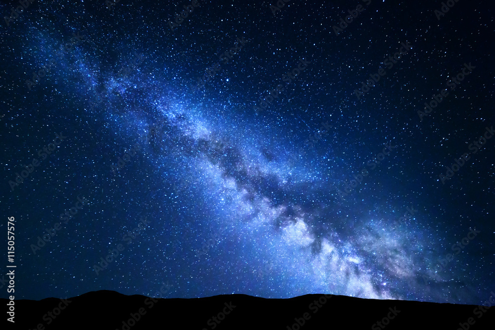 银河系的夜景。星空，宇宙
