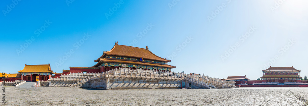 紫禁城全景。它是北京非常著名的地标。